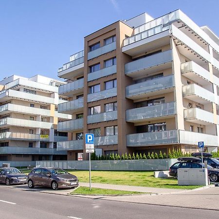 Al-Dom Apartamenty Kasprowicza 407 كولوبرزيغ المظهر الخارجي الصورة